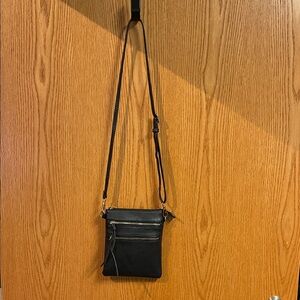 Black Crossbody Bag with Zipper Pockets